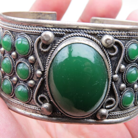 TIBET Silver Green Onyx Bangle br. Vintage - Picture 1 of 4